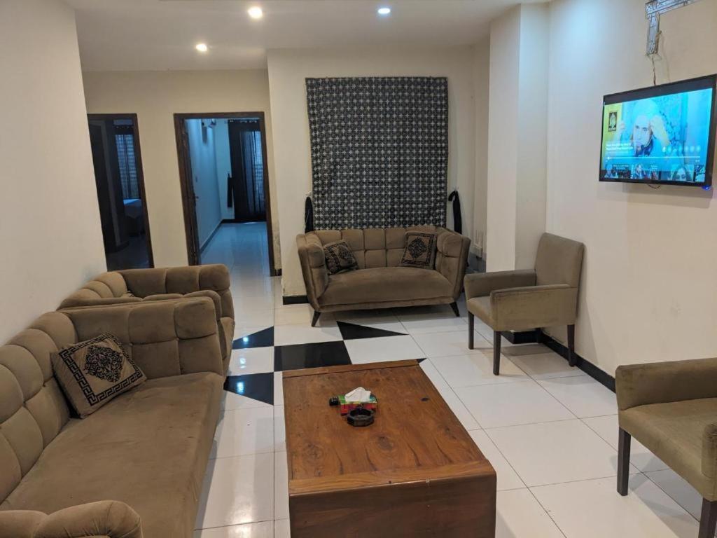 Lavish Hotel Rawalpindi Esterno foto