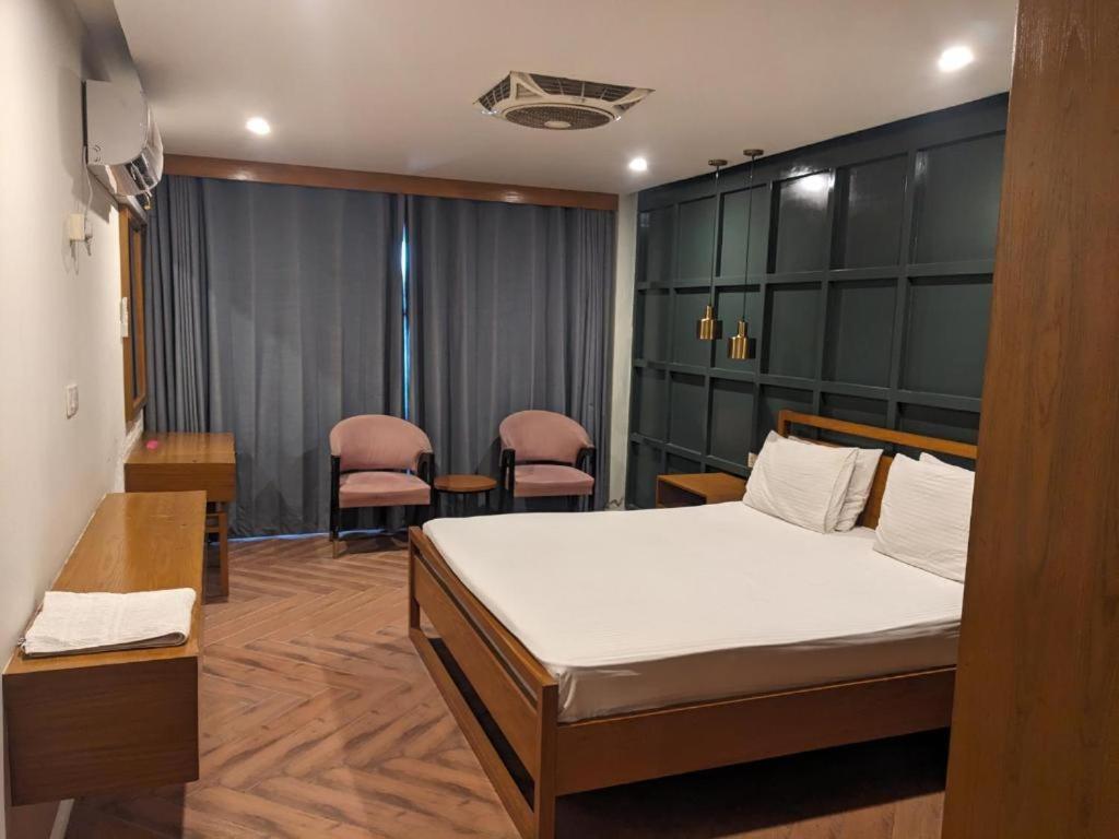 Lavish Hotel Rawalpindi Esterno foto